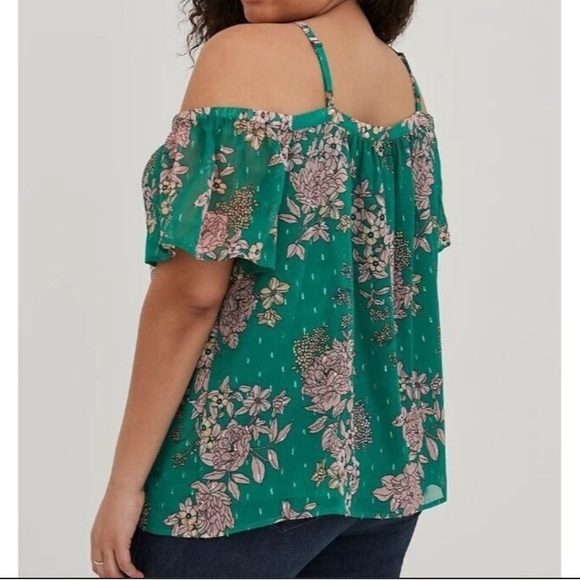 Torrid Plus Size 2 Cold Shoulder Crinkle Chiffon Sheer Lined Green Floral - Picture 2 of 13